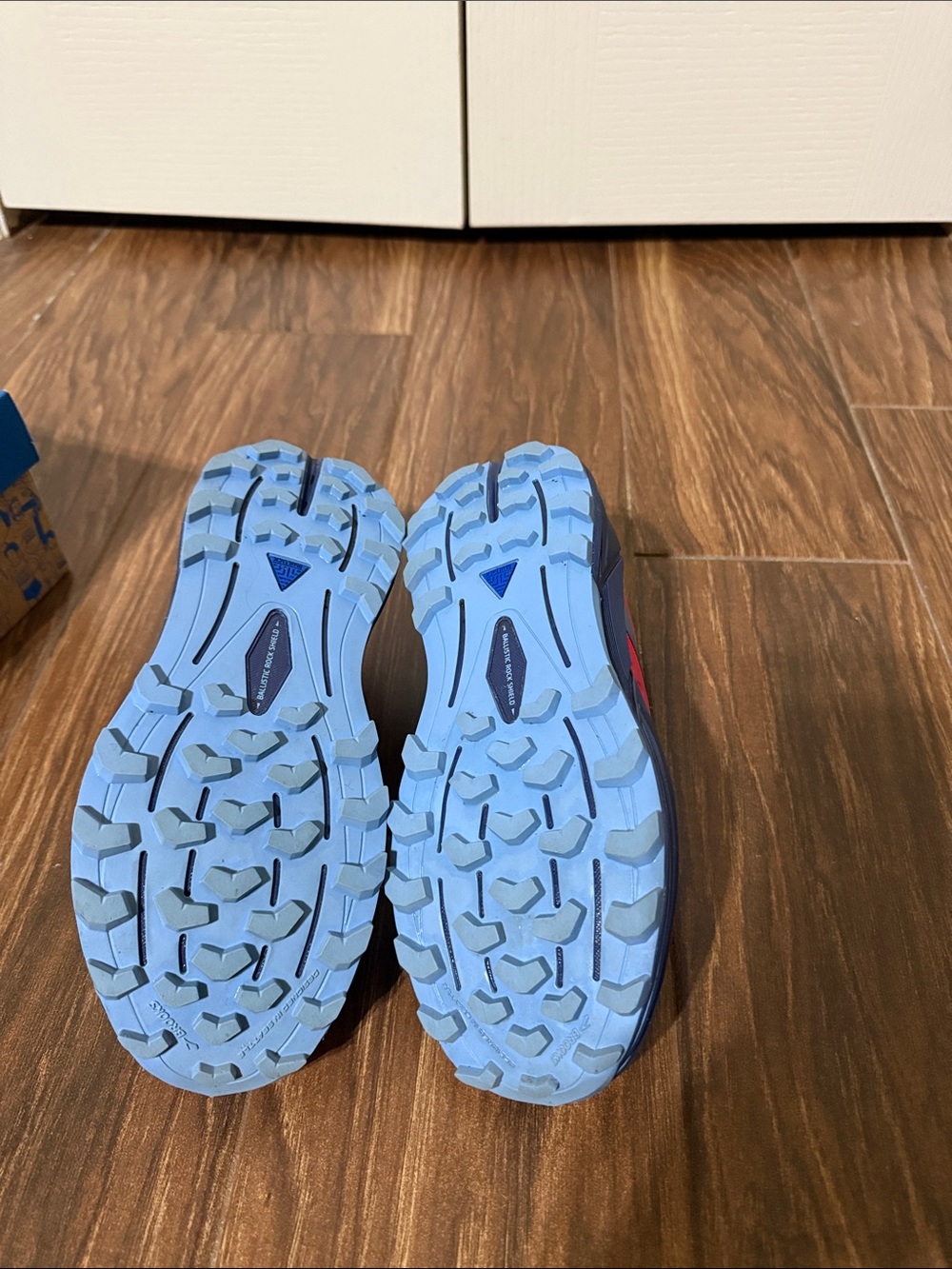 Brooks Women’s Trail Sneakers in Pink and Navy - Picture 5 of 5
